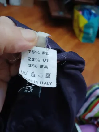 Blazer elegante color prugna scuro