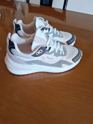 Zapatillas Pepe Jeans rosas y blancas