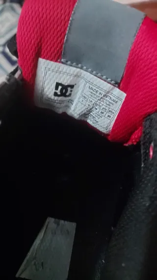 Zapatillas DC Shoes Negras y Grises