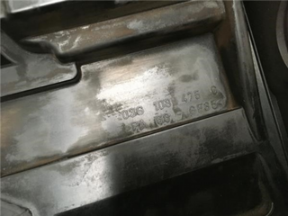 Tapa Balancines VW 03g103475c