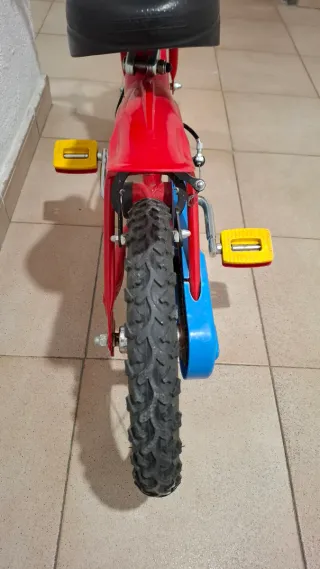 Bicicleta Infantil Mickey Mouse Roja