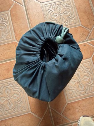 Nuevo. Aislante autoinflable 1 persona 185x60 cm.