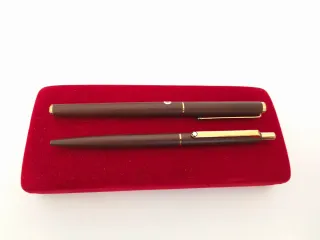 Pluma y bolígrafo Montblanc Marrón