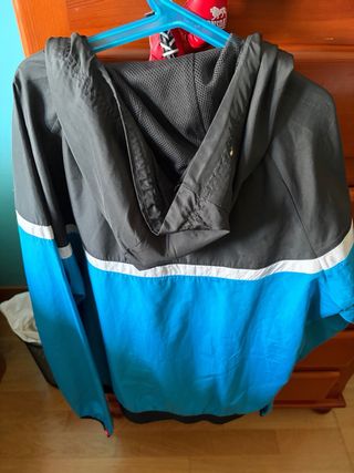 Chaqueta Nike Air Max Azul y Gris