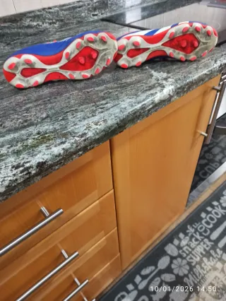 Botas de fútbol Nike niña talla 36