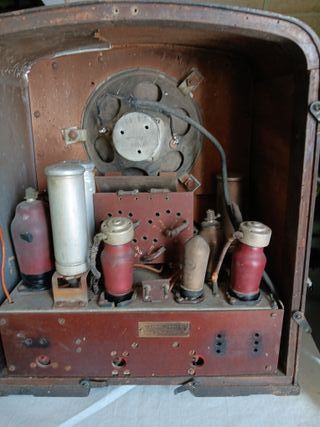 Radio Antigua Madera Marrón