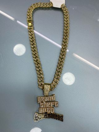 Collana GTA San Andreas con brillantini oro