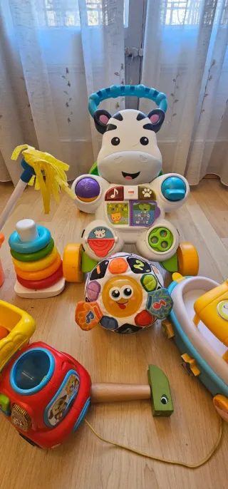 Lote de juguetes infantiles