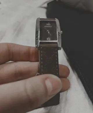 Reloj Gucci Mujer Marrón y Plateado