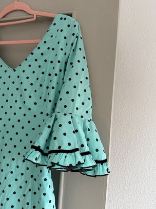 Traje Flamenca Verde Lunares Negros