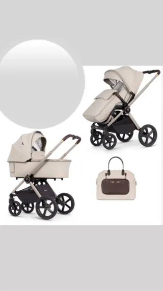 Carro de bebé y bolso a juego