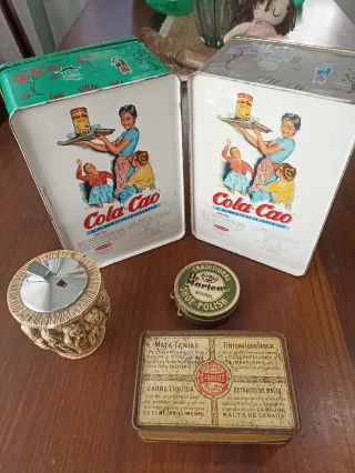 Collezione di oggetti vintage