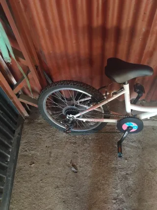 Bicicleta infantil rosa