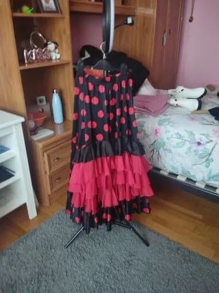 Falda flamenca volantes lunares y goma para ajusta