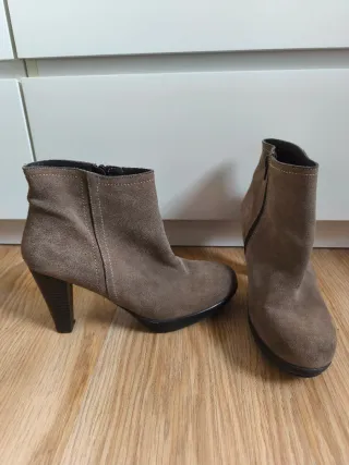 Botines de tacón beige/marrón