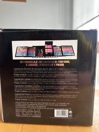 Set de maquillaje multicolor