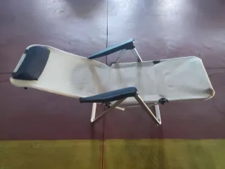 Silla alta plegable para playa