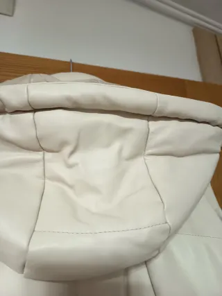 Chaleco polipiel beige nuevo