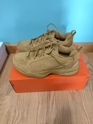 Zapatillas Nike Air Monarch Talla 44