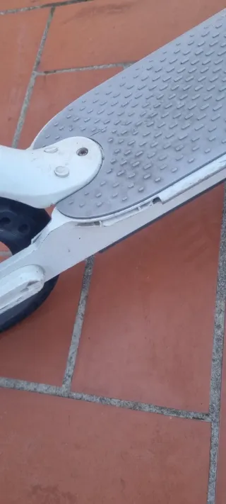 2 Patinetes Eléctricos Xiaomi y Kugoo