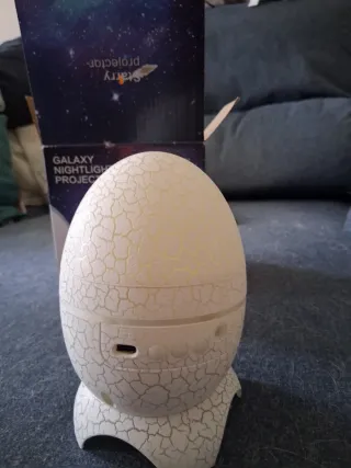 Proyector Huevo Galaxy con Altavoz