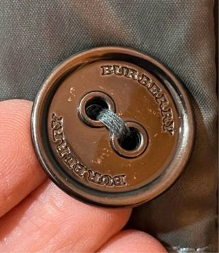 Plumífero Burberry plateado