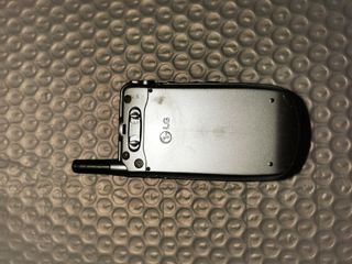 Telefono cellulare vintage LG