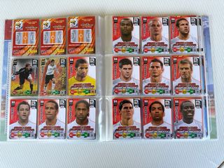 Binder Adrenalyn Sudáfrica 2010 UK