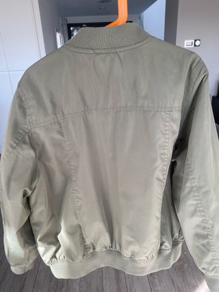 Cazadora Zara niño 128 cm