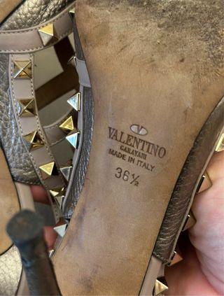 Valentino Garavani Rockstud Zapatos Tacón Beige/Or