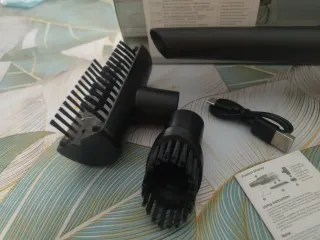 Aspiradora mini portátil