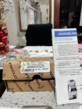 Alternador HELLA 14V 90A 8EL 011 711-561