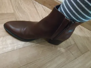Botines de tacón marrones