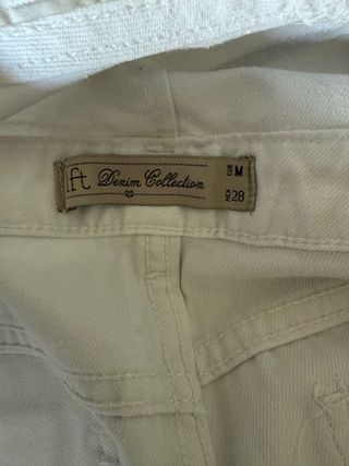 Peto vaquero blanco corto