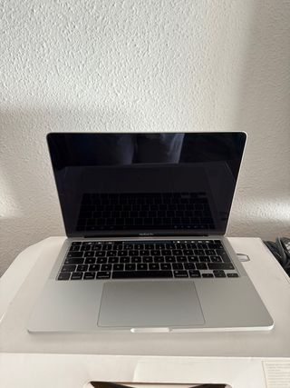 MacBook Pro 13 2020 i5 Touch Bar como nuevo