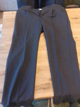 Traje gris Marca Buffi de  El Corte Inglés