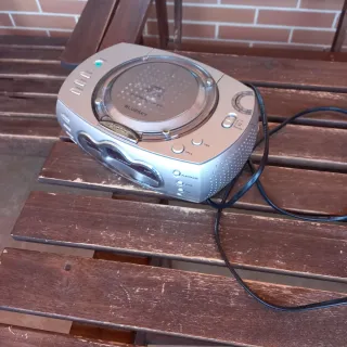Radio CD BLUESKY Plata