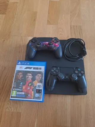 PS4 + 2 Mandos + F1 23