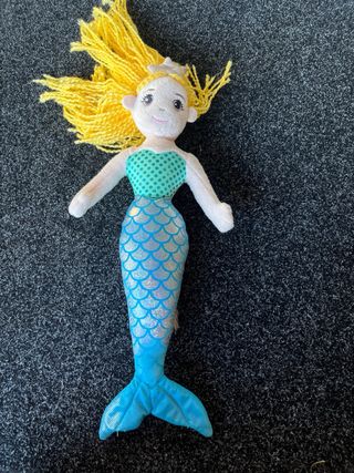 Muñeca sirena y muñeca con pelo arcoíris - SET