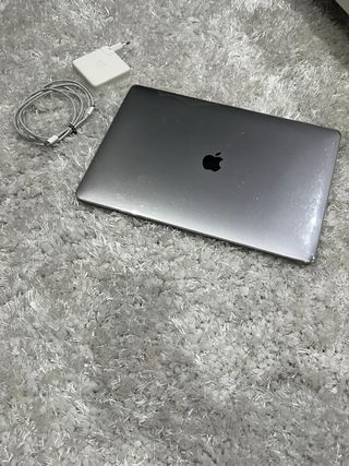 Apple MacBook Pro Argento/Grigio Siderale
