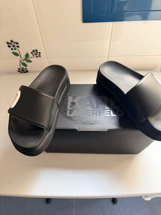 Sandalias Karl Lagerfeld Negras