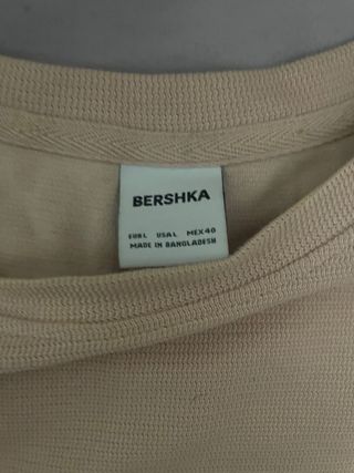Camiseta Bershka Beige