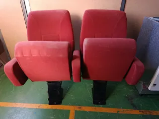 Butacas de cine rojas (2 unidades juntas)
