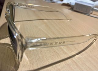 Gafas de sol Hawkers azules.