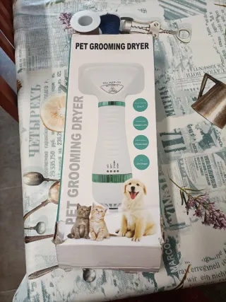 Secador y cepillo para perros 2 en 1