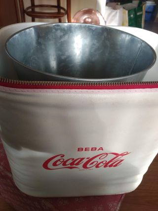 Nevera Portátil Coca-Cola + cubo metálico Vintage