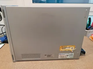 PC retro muy pequeño