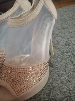 Tacones rosa palo con brillantes y malla transpare