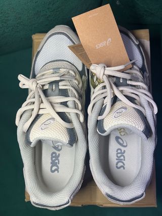 ASICS Bambas Beige/Gris