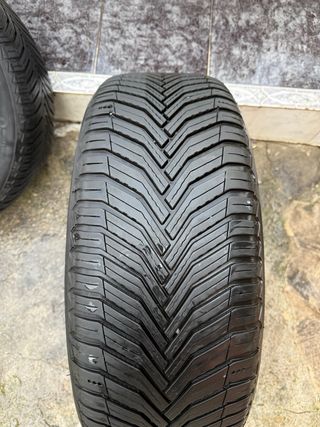 Juego 4 Llantas con neumaticos Michelin 95% audi